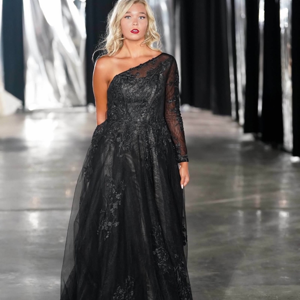 Mila Hoffman Couture custom one shoulder dress